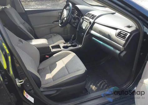 2015 Toyota Camry Se z USA, uszkodzony, nr VIN 4T1BF1FKXFU894740